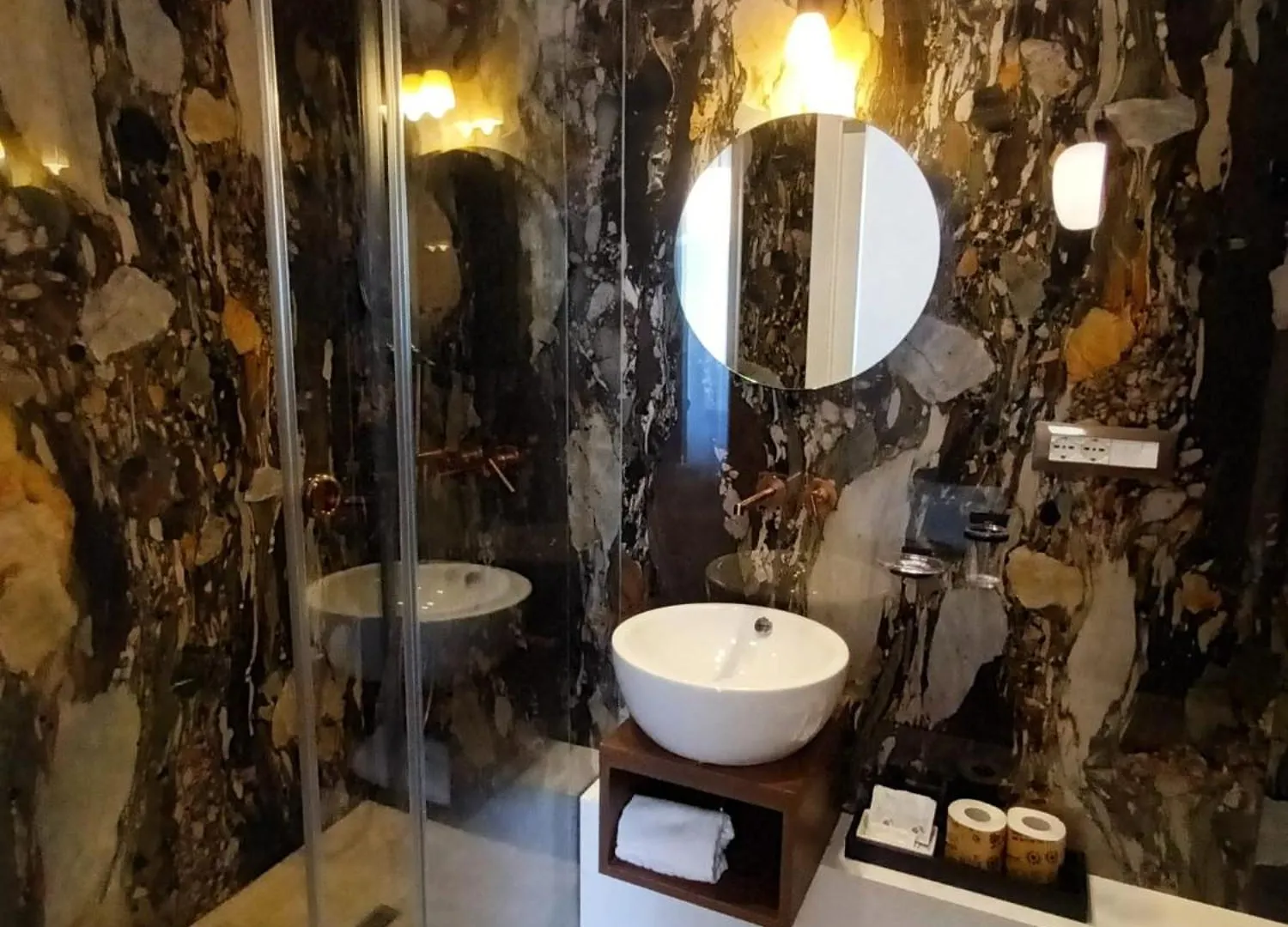 B&Bari, Via Crollalanza - Guesthouse Le Case Di Aurelia Frühstückspension